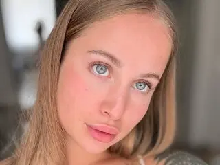 MickyBlush livejasmin.com